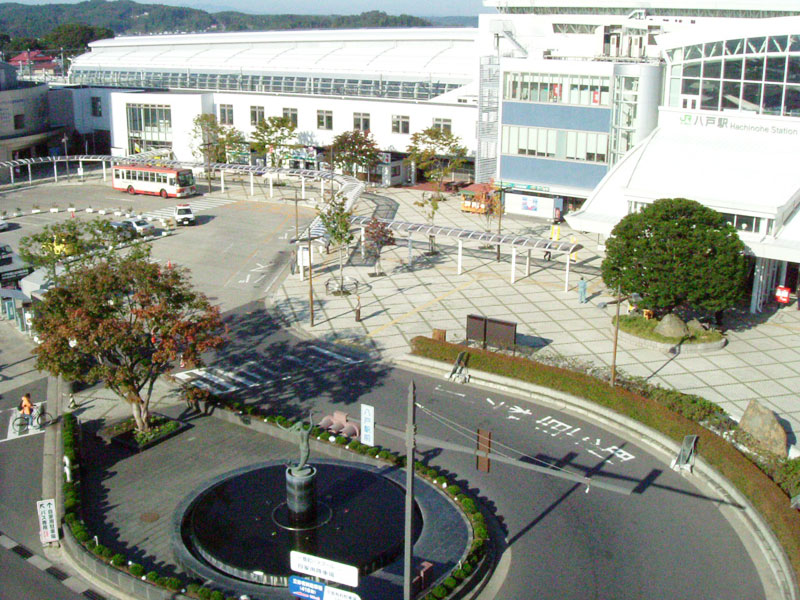 八戸駅整備工事・協会寄贈